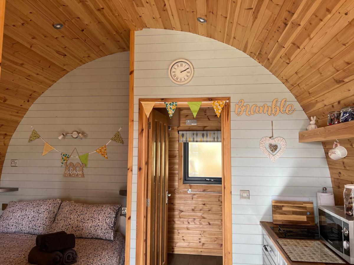 Hotel Daviot Luxury Pods à Inverness Extérieur photo